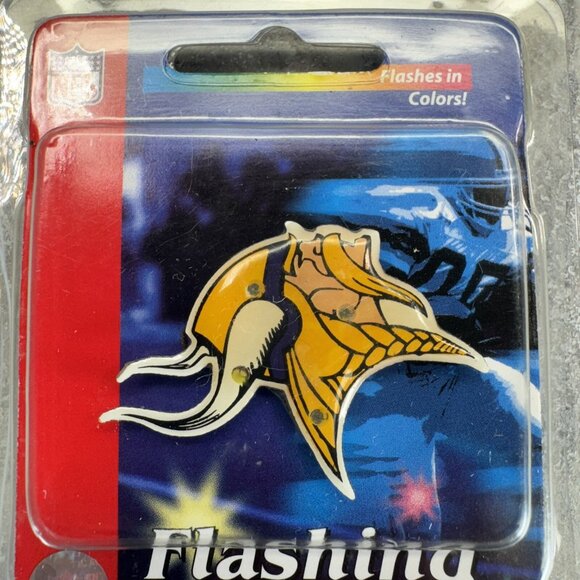 Minnesota Vikings Officially Licensed Flashing Lapel Button Magnet Pin Pendant - Picture 3 of 9
